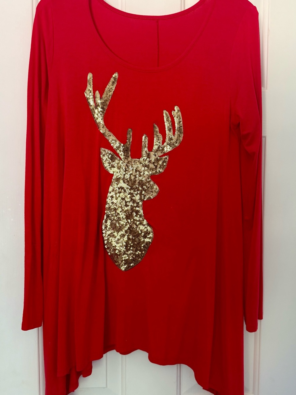 Red Long-Sleeve Women’s Top with Gold Sequin Reindeer